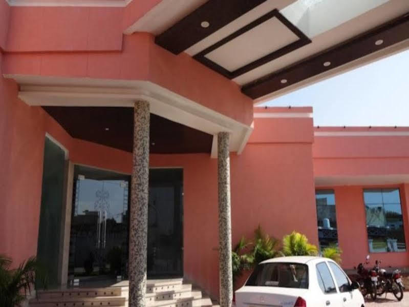 Hardik Resort Orchha Eksteriør billede